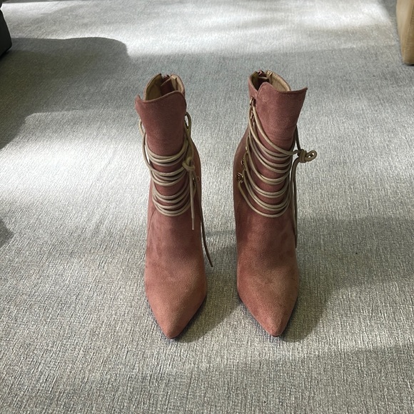 Suede boots - Picture 2 of 7